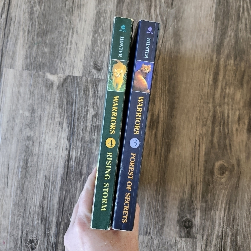 Warriors Chapter Book Bundle - Picture 2 of 3
